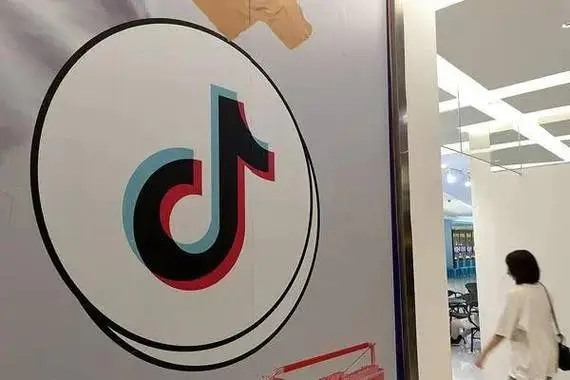 魔兽世界怎么卖号啊？